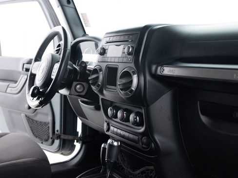 Used 2014 Jeep Wrangler Sport w/ Quick Order Package 24S AWD/4WD image 30