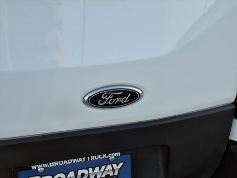 Used 2023 Ford Transit 250 Medium Roof RWD image 33
