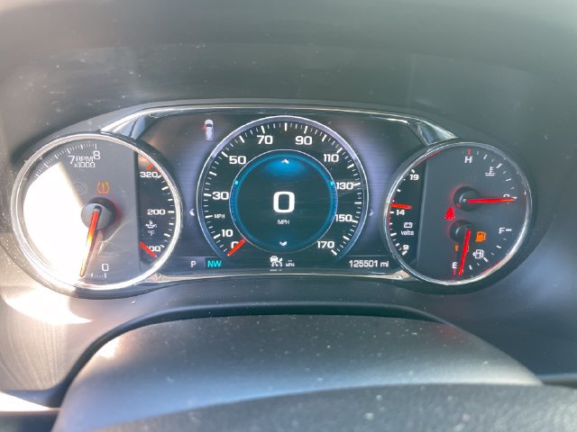 Used 2017 GMC Acadia Denali w/ Technology Package FWD image 17