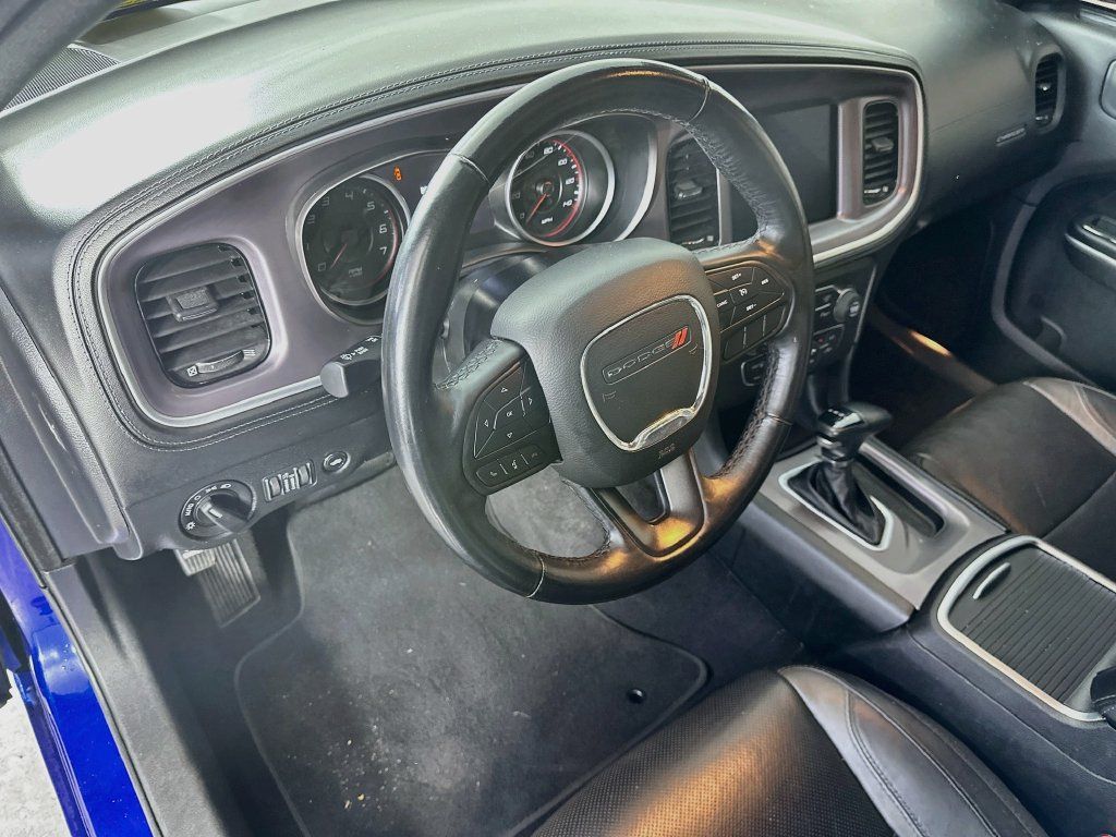 Used 2022 Dodge Charger SXT w/ Plus Group RWD image 30