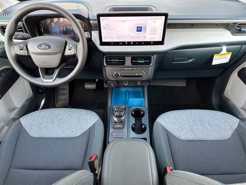 New 2025 Ford Maverick XLT image 18