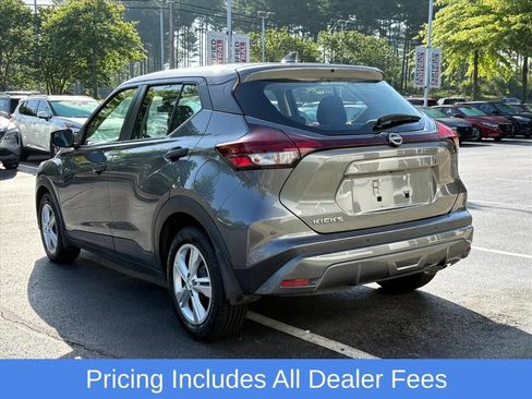 Used 2023 Nissan Kicks S FWD image 6
