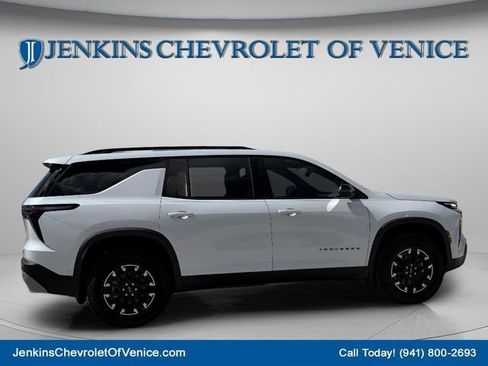 New 2026 Chevrolet Traverse Z71 w/ Enhanced Driving Package AWD/4WD image 4