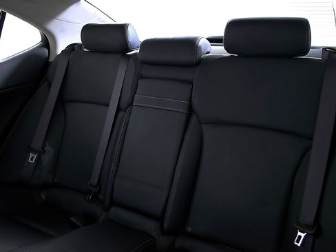 Used 2009 Lexus IS 250 image 16