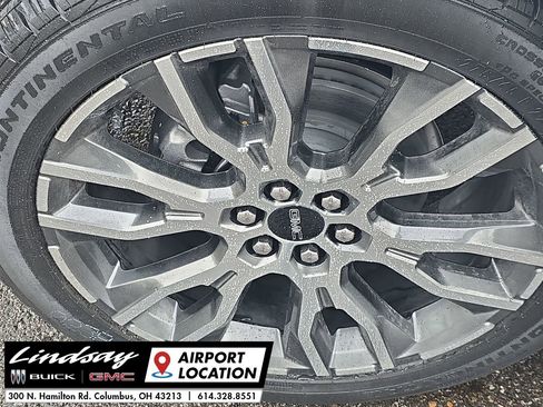 New 2026 GMC Acadia Denali Ultimate w/ LPO, Floor Liner Package image 35