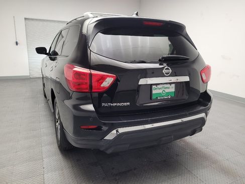 Used 2020 Nissan Pathfinder S FWD image 6