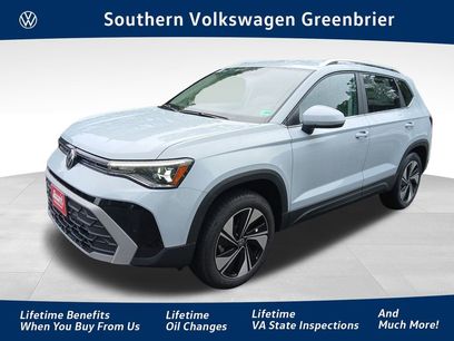 New 2025 Volkswagen Taos SE