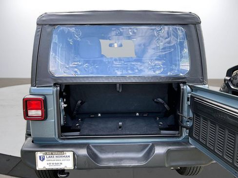 Certified 2025 Jeep Wrangler Sport AWD/4WD image 23