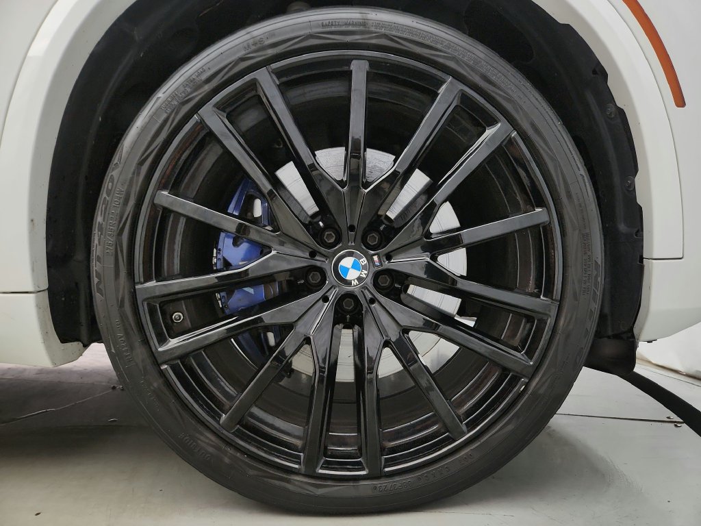 Used 2020 BMW X5 xDrive40i w/ M Sport Package AWD/4WD image 42