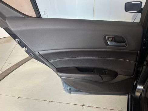 Used 2019 Acura ILX w/ Technology Package FWD image 28
