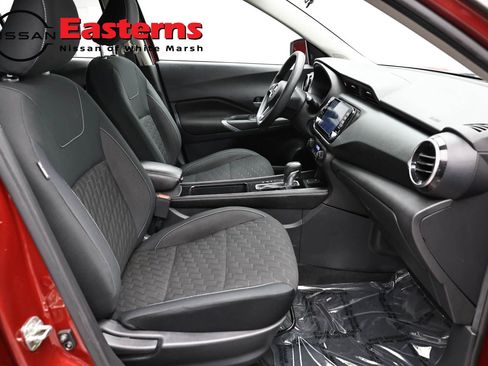 Used 2021 Nissan Kicks SV FWD image 23