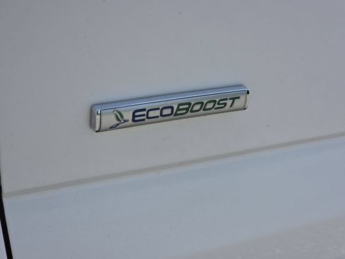 Used 2016 Ford F150 Lariat w/ Equipment Group 502A Luxury AWD/4WD image 9