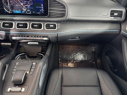 Certified 2023 Mercedes-Benz GLS 450 4MATIC image 31