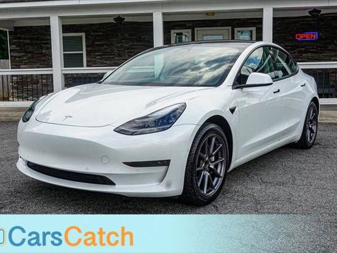 Used 2021 Tesla Model 3 Standard Range Plus RWD image 12