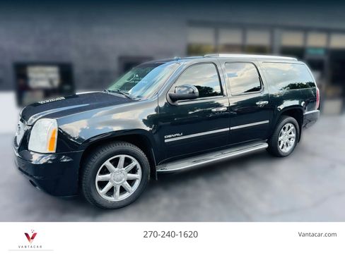 Used 2013 GMC Yukon XL Denali AWD/4WD image 1