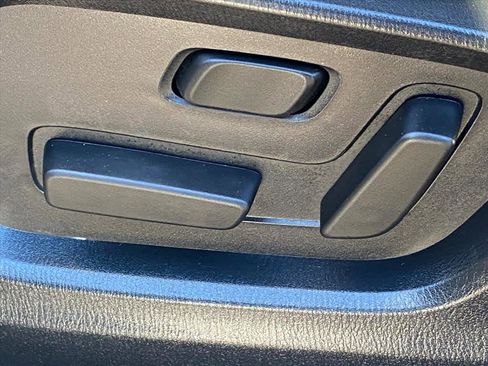 Used 2018 MAZDA CX-9 Touring w/ Touring Premium Package image 13