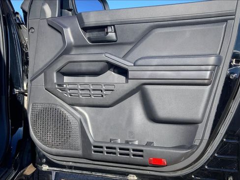 Used 2024 Toyota Tacoma SR5 image 22