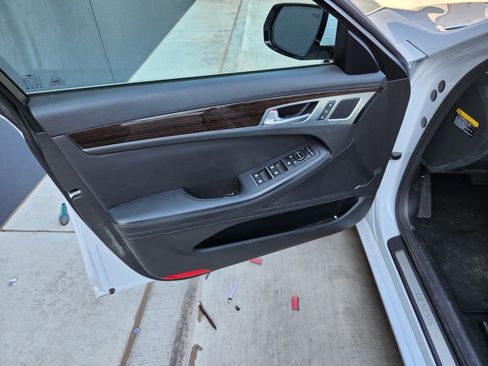 Used 2017 Genesis G80 3.8 w/ Option Group 02 image 8