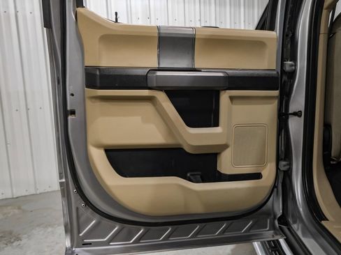 Used 2021 Ford F350 XLT w/ XLT Premium Package image 44