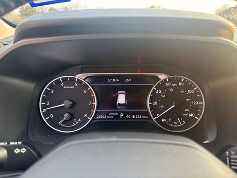 Used 2025 Nissan Rogue SV image 40