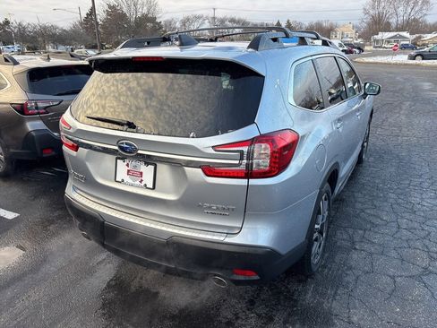 Used 2023 Subaru Ascent Limited w/ Technology Package image 3