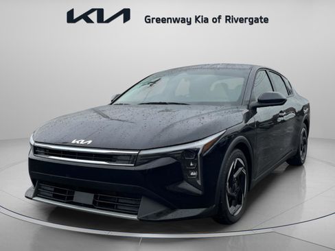 Used 2025 Kia K4 EX FWD image 3