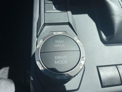 Used 2025 Toyota Tacoma TRD Sport image 28