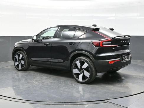 Used 2023 Volvo C40 P8 Recharge Ultimate image 4