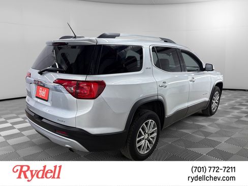 Used 2018 GMC Acadia SLE AWD/4WD image 5