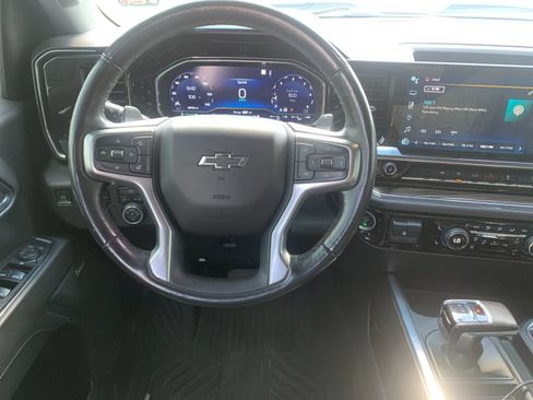 Used 2022 Chevrolet Silverado 1500 LT Trail Boss w/ Convenience Package II AWD/4WD image 18