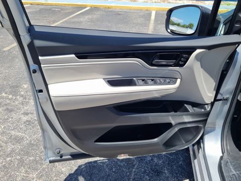 New 2026 Honda Odyssey Touring image 25