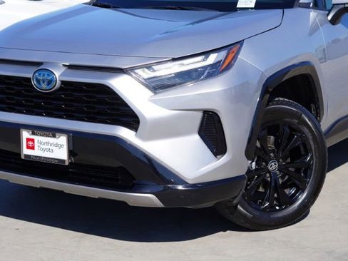 Certified 2023 Toyota RAV4 SE AWD/4WD image 6