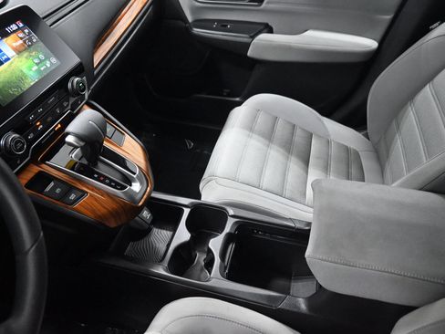 Used 2018 Honda CR-V EX image 17