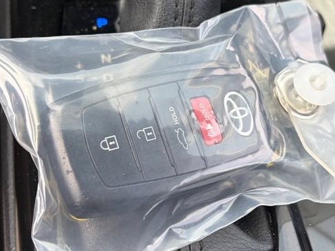 Used 2025 Toyota Camry LE FWD image 11