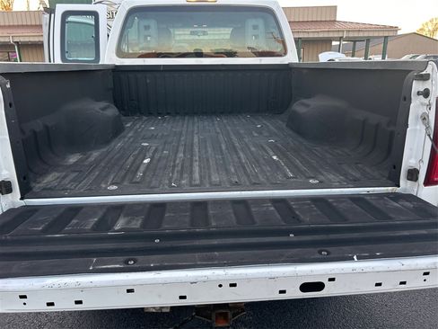 Used 2013 Ford F250 XL w/ PWR Equipment Group image 19