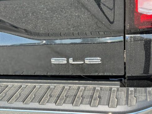 New 2026 GMC Sierra 1500 SLE AWD/4WD image 37