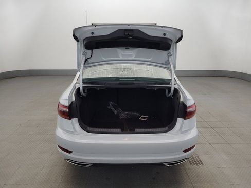 Used 2019 Volkswagen Jetta R-Line FWD image 29