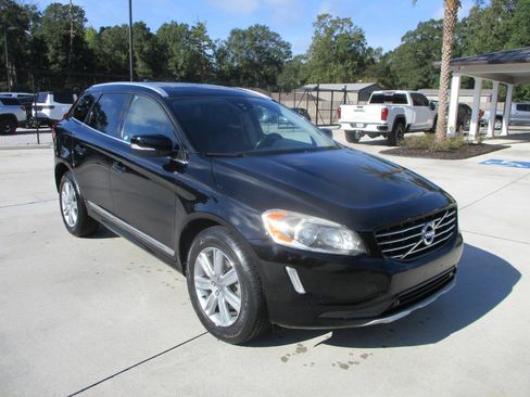 Used 2017 Volvo XC60 T5 Inscription w/ Preferred Option Package AWD/4WD image 4