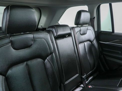 Used 2023 Jeep Grand Cherokee 4WD 4xe w/ Luxury Tech Group II image 30
