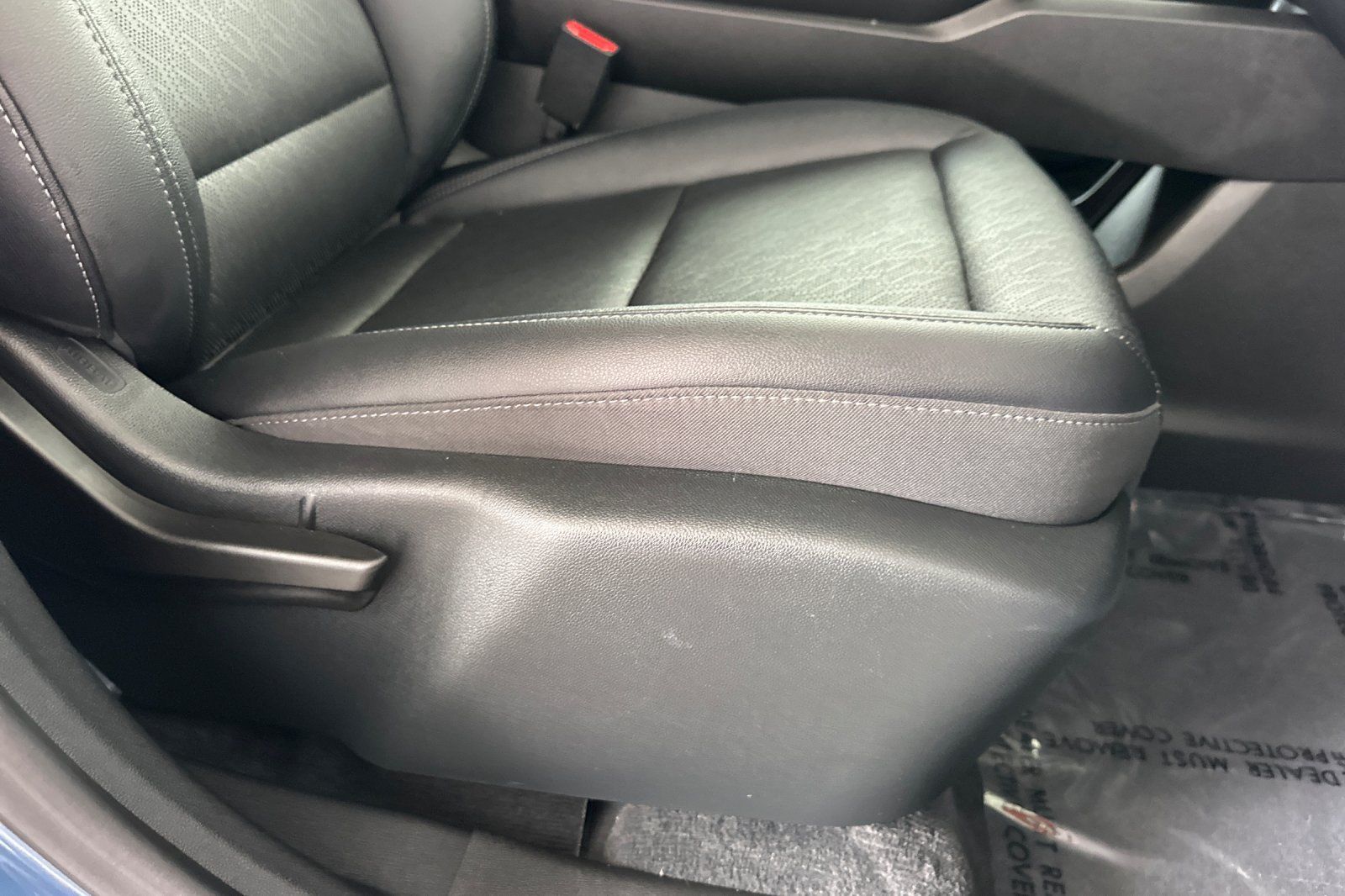 Used 2026 Chevrolet Equinox LT w/ Convenience Package II AWD/4WD image 23