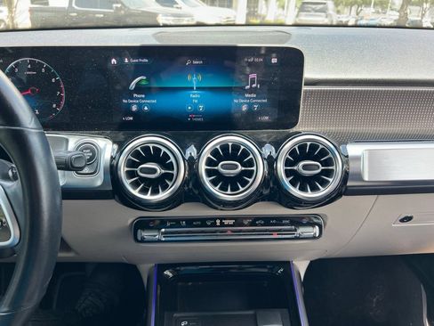 Used 2021 Mercedes-Benz GLB 250 image 17