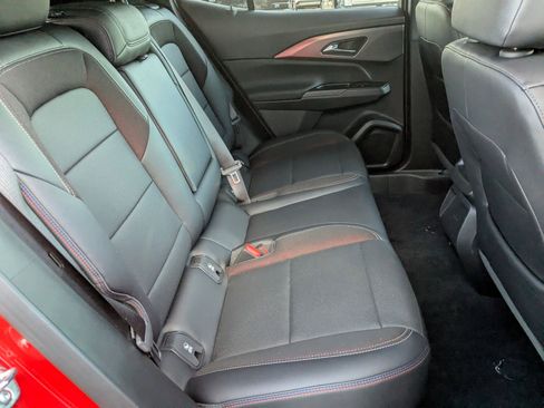 Used 2025 Chevrolet Equinox EV RS w/ LPO, All-Weather Mat Package image 25