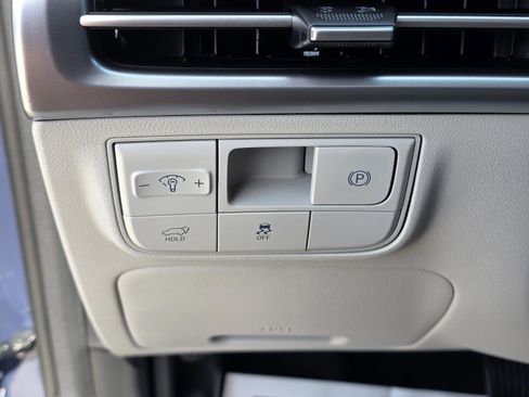 New 2026 Hyundai Tucson Limited image 39