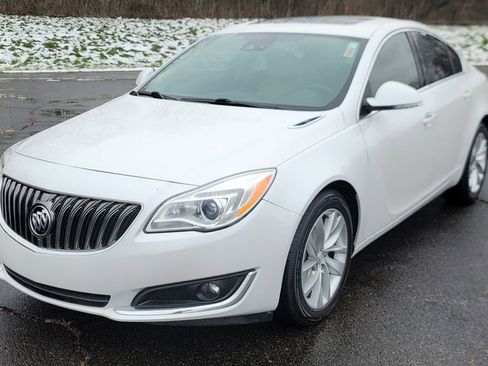 Used 2017 Buick Regal Premium w/ Driver Confidence Package #1 image 3