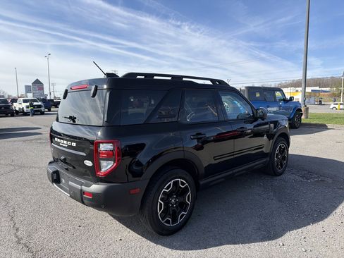 Used 2025 Ford Bronco Sport Outer Banks w/ Outer Banks Tech Package+ AWD/4WD image 6
