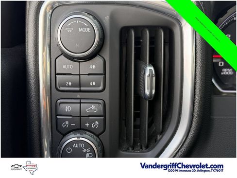 Used 2021 Chevrolet Silverado 1500 LT Trail Boss w/ LPO, Dark Essentials Package AWD/4WD image 23