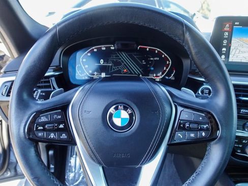 Used 2021 BMW 530i image 12