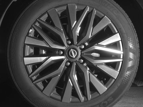 Used 2025 Nissan Altima 2.5 SV image 12