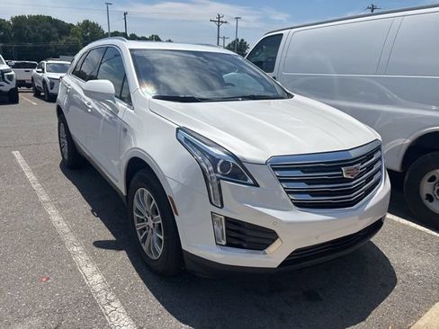 Used 2018 Cadillac XT5 Luxury w/ Driver Awareness Package FWD image 1