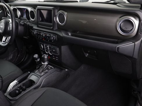 Used 2018 Jeep Wrangler Unlimited Sahara w/ Dual Top Group image 19